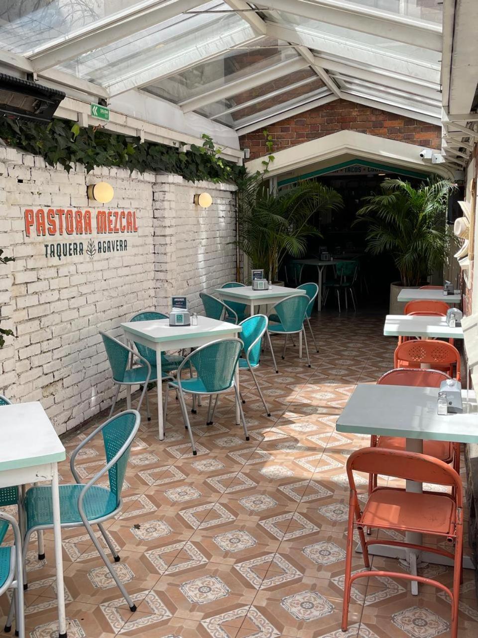 Marietta - House Of Social Travellers Hostel Bogota Luaran gambar